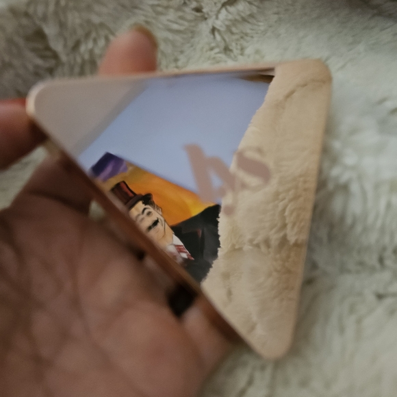 Rose Gold Compact Setting Powder - Picture 6 of 6